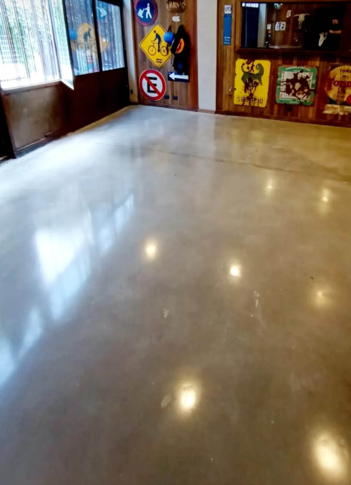 Piso de hormigón pulido — trabajo 1